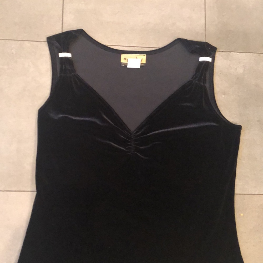 CDW Velvet Sleeves Top - Picture 2 of 8